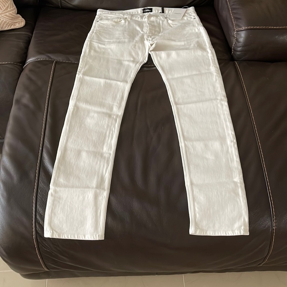 Theory Raffi Slim fit. NWT